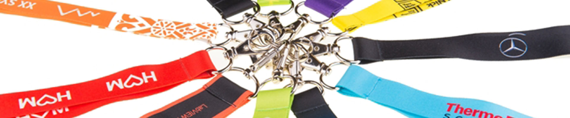 Smycze reklamowe na kilka sposobów – najważniejsze zastosowania